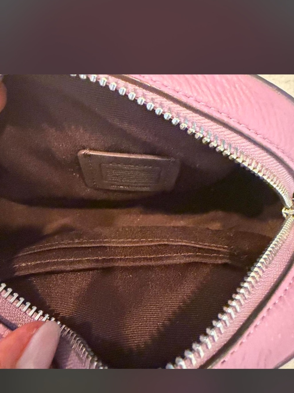 Coach Pinkish purple Pebbled Leather Crossbody with Gold Logo - Picture 2 of 5